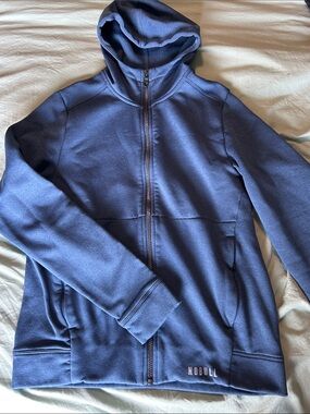 NOBULL Women’s  Zip-Up Hooded Sweater in Navy